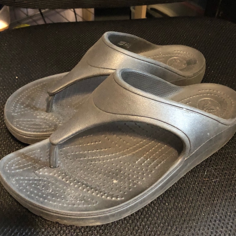 Women’s size 9 crocs